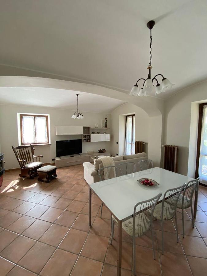 Una Casa Nel Verde 2 San Maurizio Canavese Luaran gambar